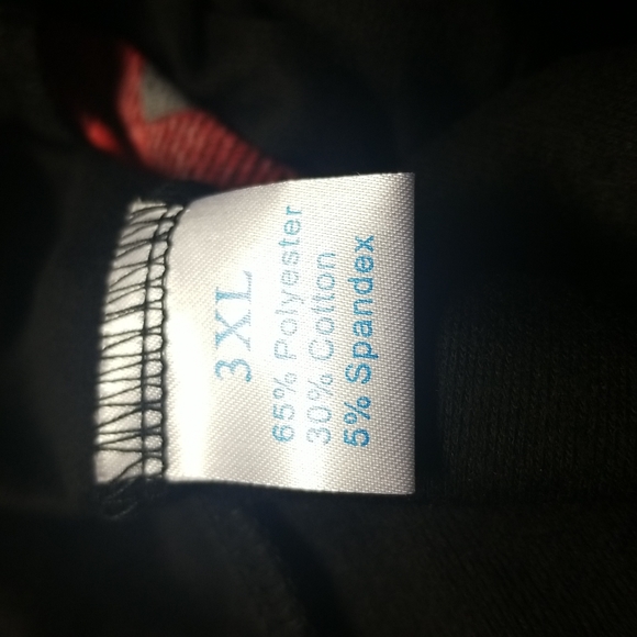 Bulotus Women's Shirt - Picture 7 of 7